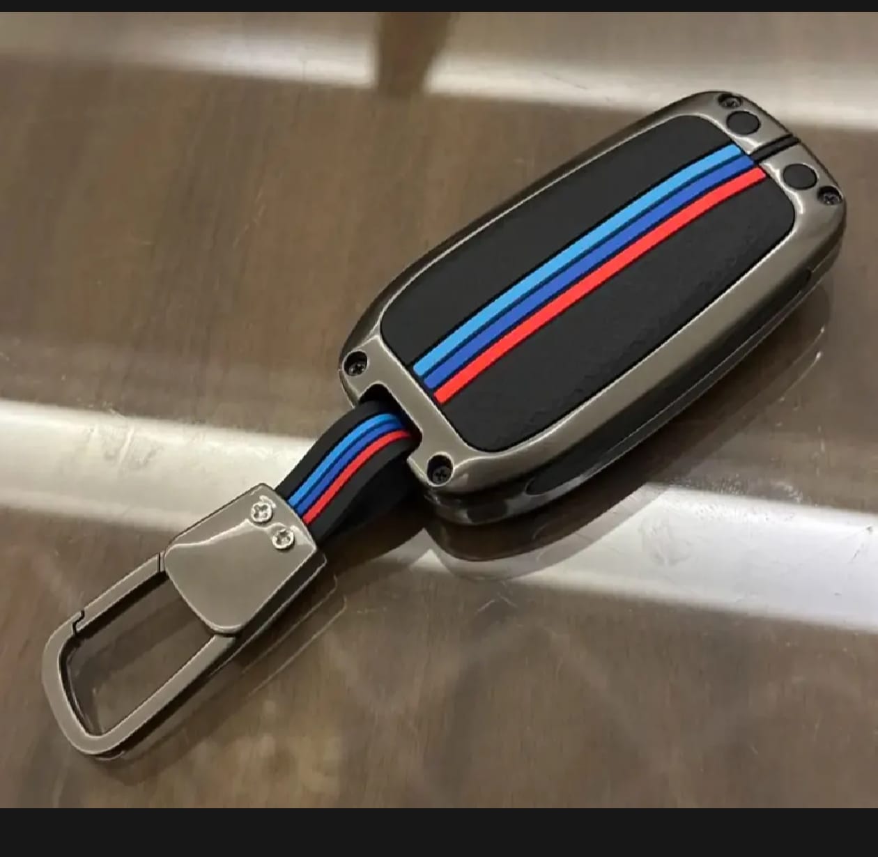 Toyota Fortuner Premium Zinc Alloy Smart Car Key Cover with Leather Keychain