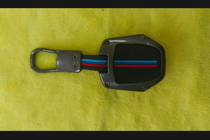 Toyota Yaris Premium Zinc Alloy Smart Car Key Cover with Leather Keychain