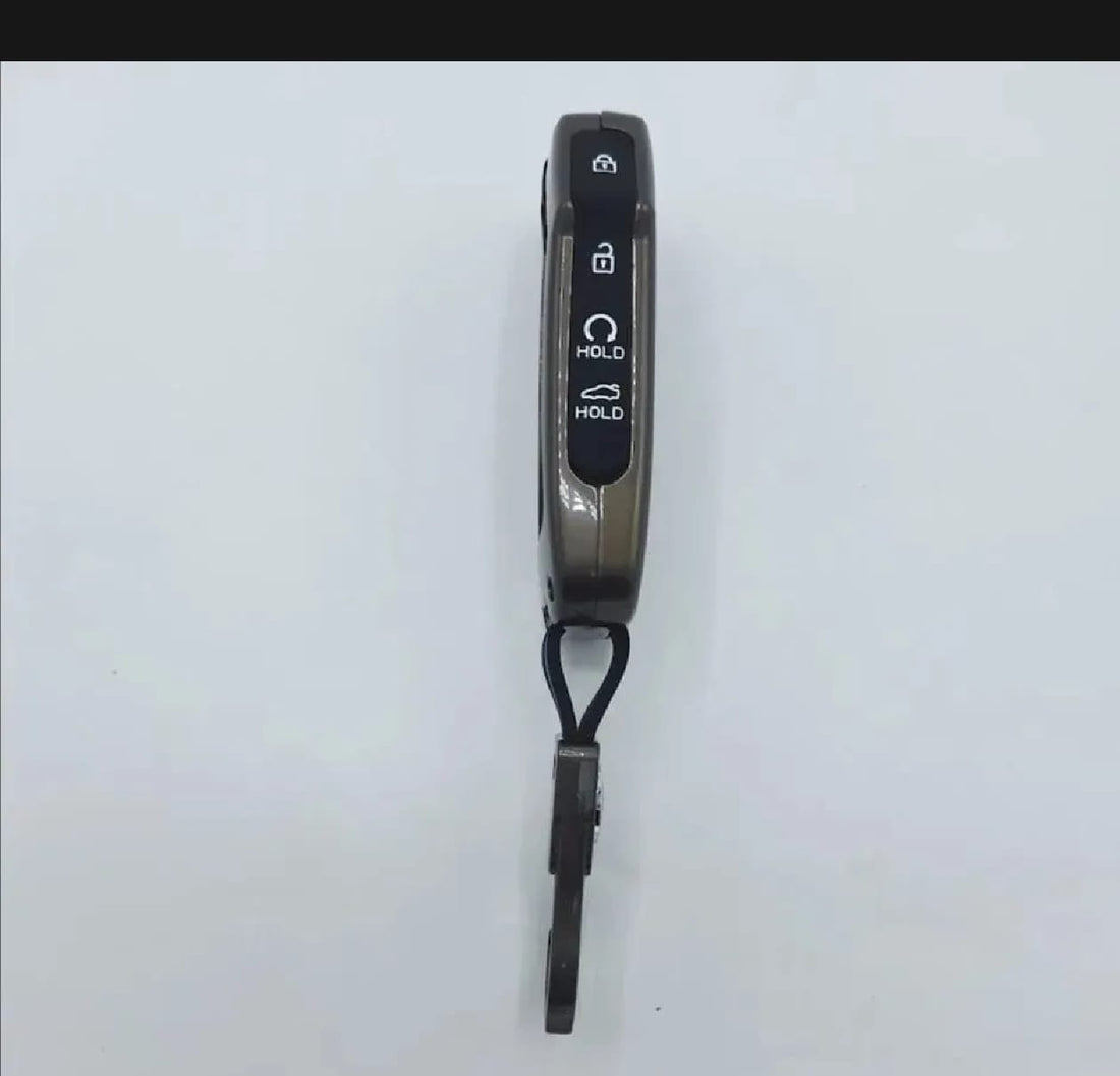 Kia Sportage L New Premium Zinc Alloy Smart Car Key Cover with Leather Keychain (Copy)