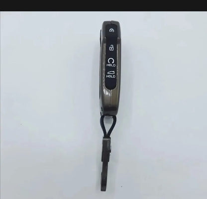 Kia Sportage L New Premium Zinc Alloy Smart Car Key Cover with Leather Keychain (Copy)