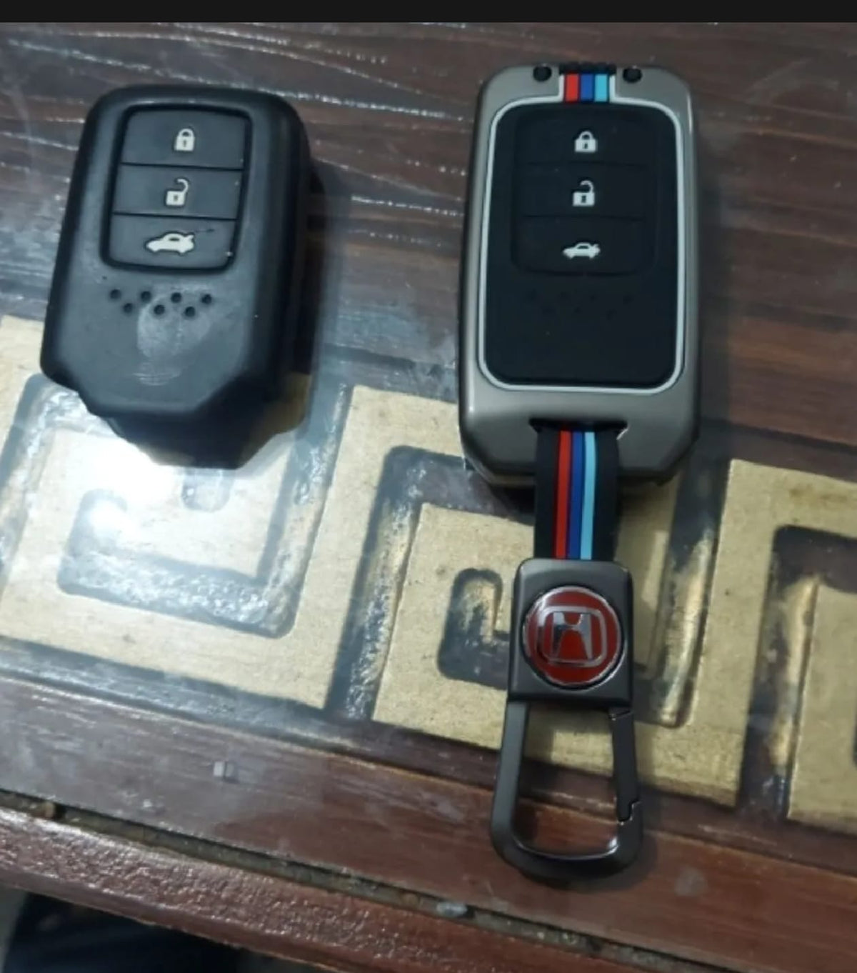 Honda Civic X 2016-2021 New Premium Zinc Alloy Smart Car Key Cover with Leather Keychain