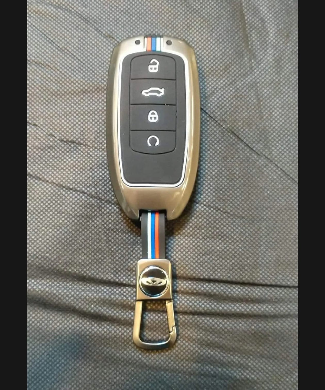 Chery Tiggo 9 Premium Zinc Alloy Smart Car Key Cover with Leather Keychain