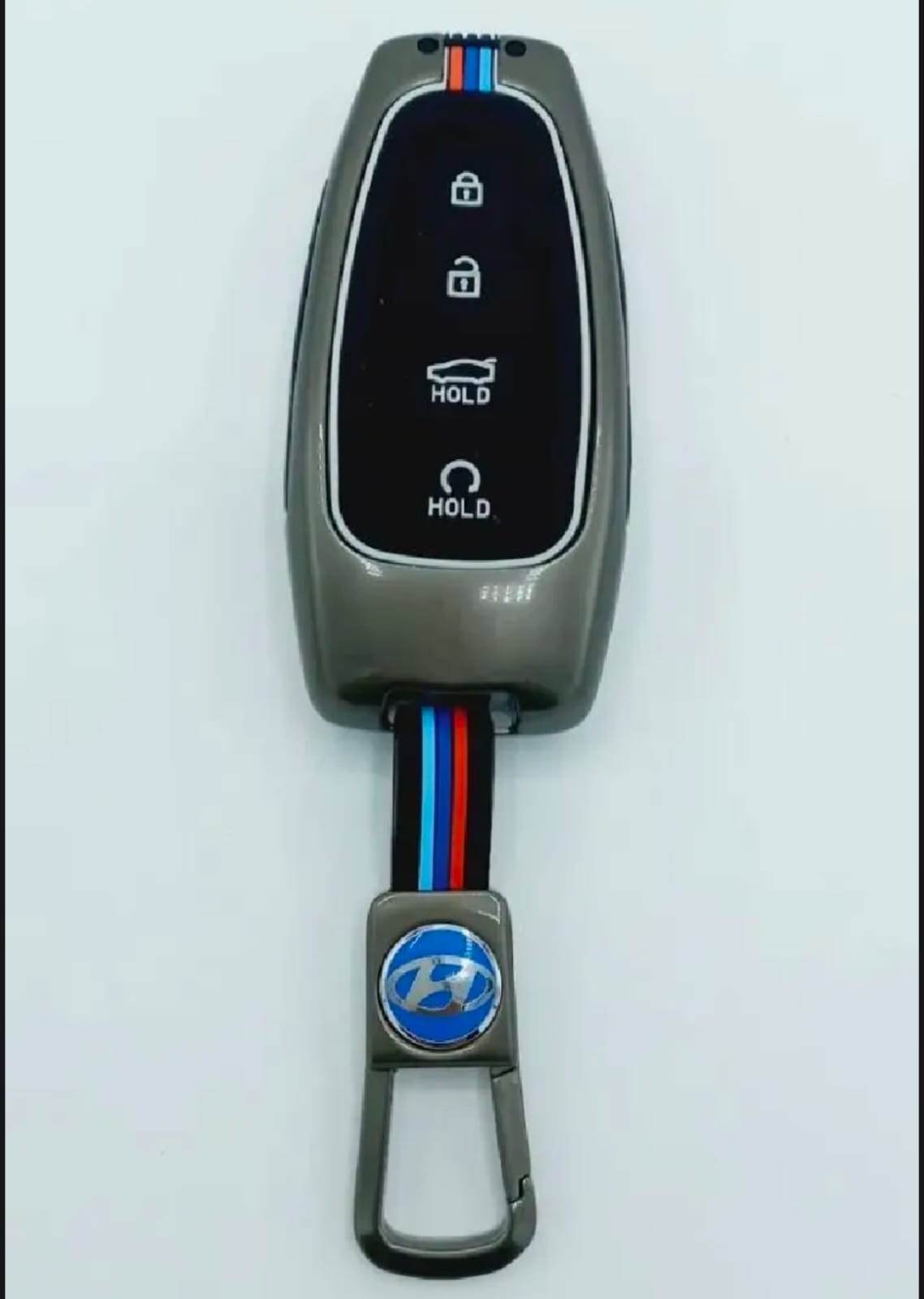 Hyundai Santa Fe Premium Zinc Alloy Smart Car Key Cover with Leather Keychain