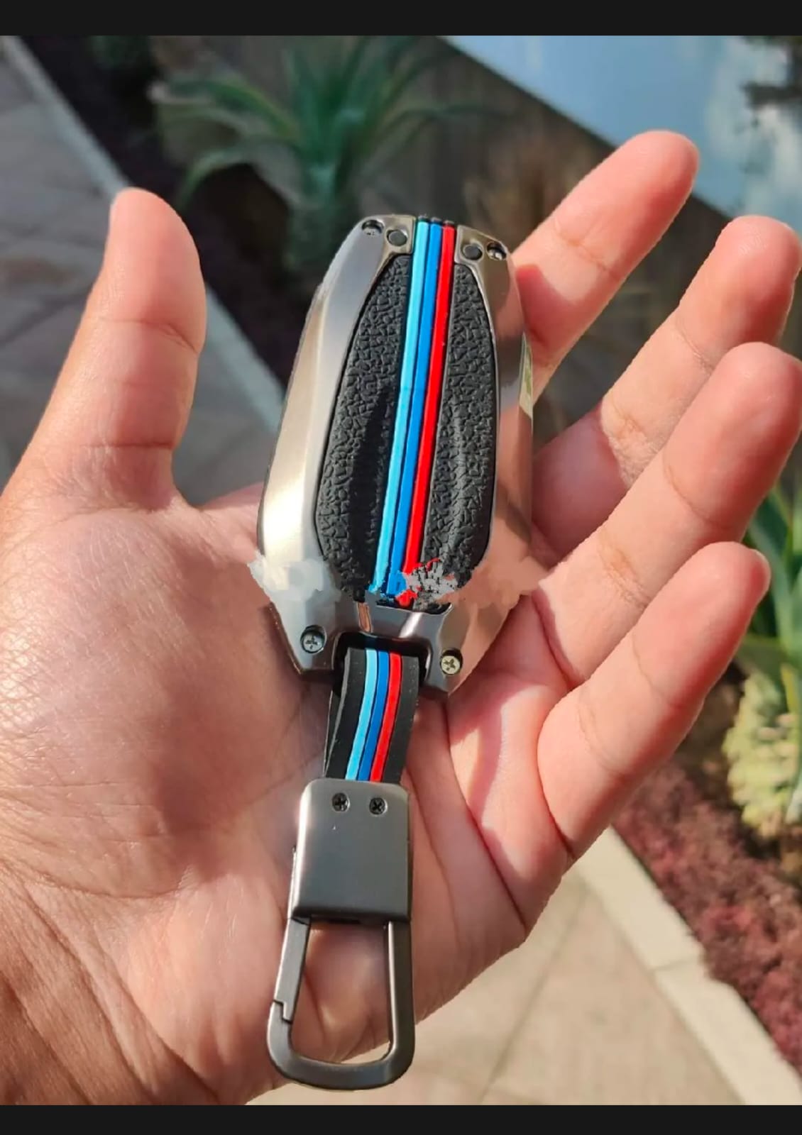 Peugeot 2008 Premium Zinc Alloy Smart Car Key Cover with Leather Keychain