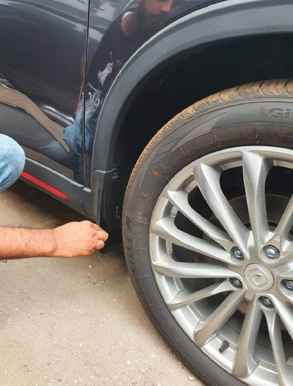 Changan Oshan X7 Premium Imported Mud Flaps / Mudguards – 4 Pcs Set | Proper Fitting