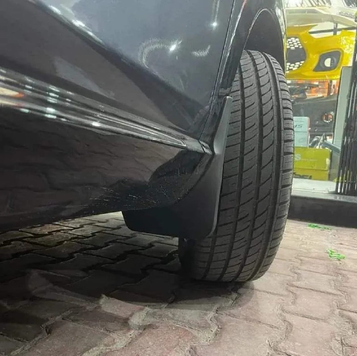 Honda Hrv Premium Imported Mud Flaps / Mudguards – 4 Pcs Set | Proper Fitting