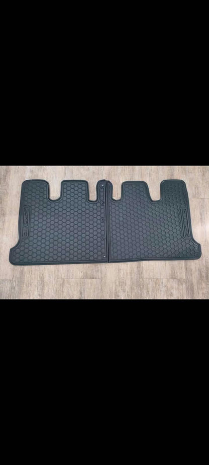 Kia Sorento 2021-2026 Premium Latex Rubber PVC Car Floor Mats – Custom Fit Heavy Duty Waterproof | 4 Pcs Set