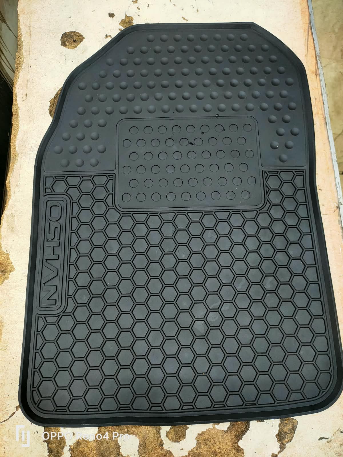 Changan Oshan X7 Premium Latex Rubber PVC Car Floor Mats – Custom Fit Heavy Duty Waterproof | 3 & 4 Pcs Sets