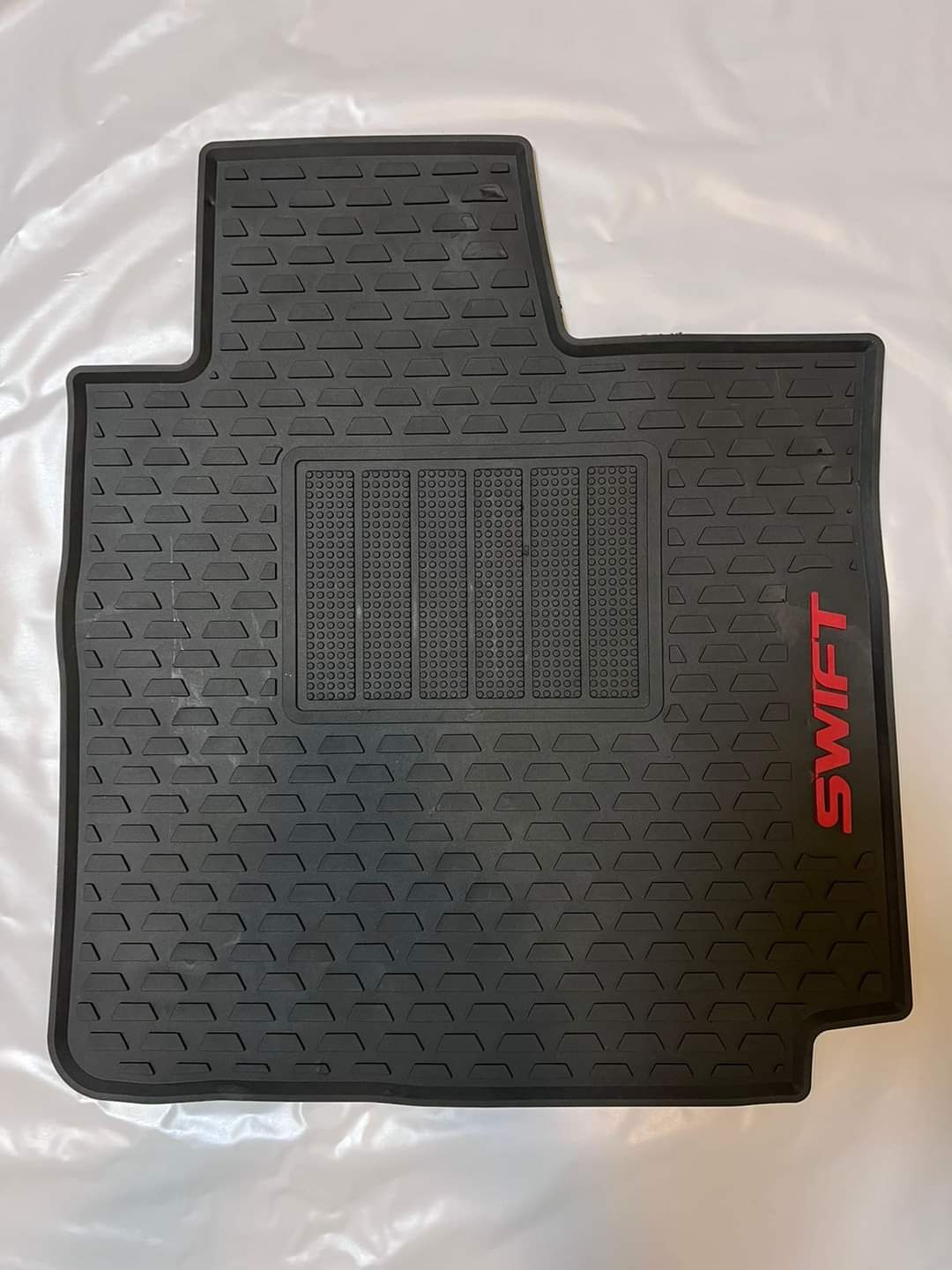 Suzuki Swift 2022-2026 Premium Latex Rubber PVC Car Floor Mats – Custom Fit Heavy Duty Waterproof | 3 Pcs Set